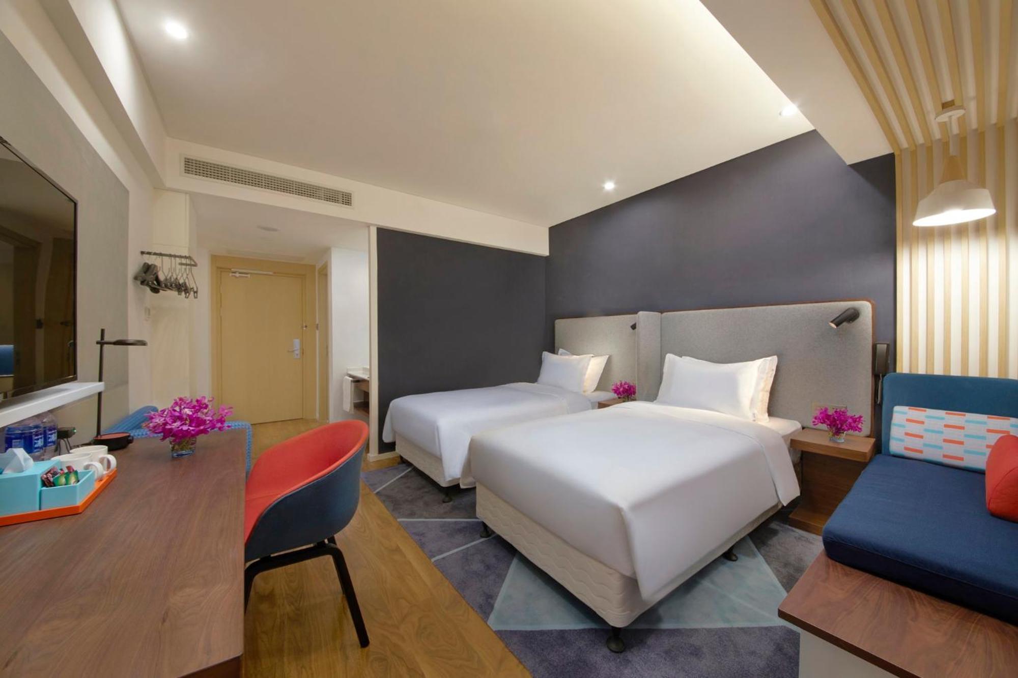 Holiday Inn Express Zhangjiagang East By Ihg Exterior photo